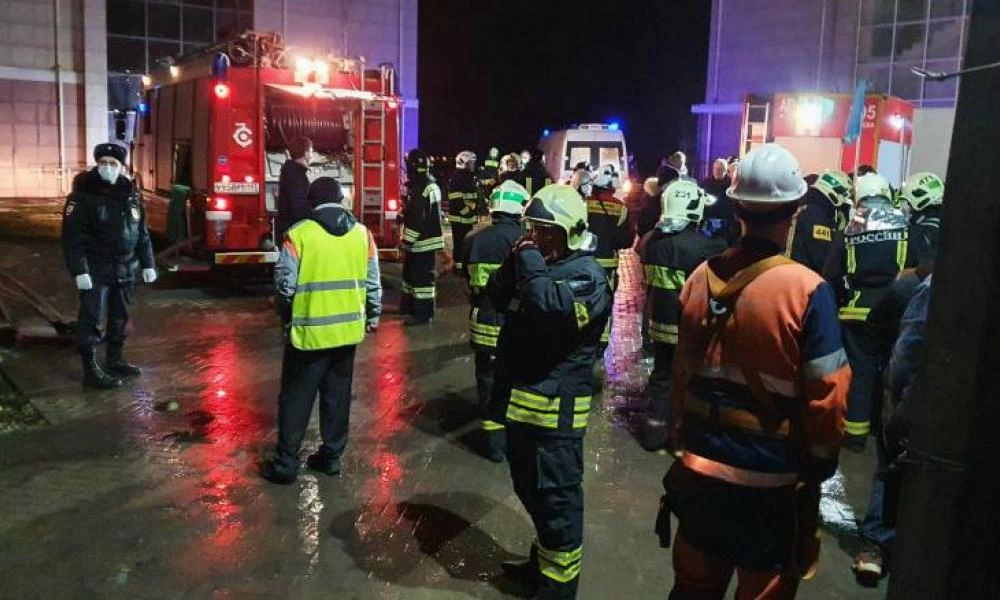 Πυρκαγιά με 8 νεκρούς σε πολυκατοικία στα Ουράλια